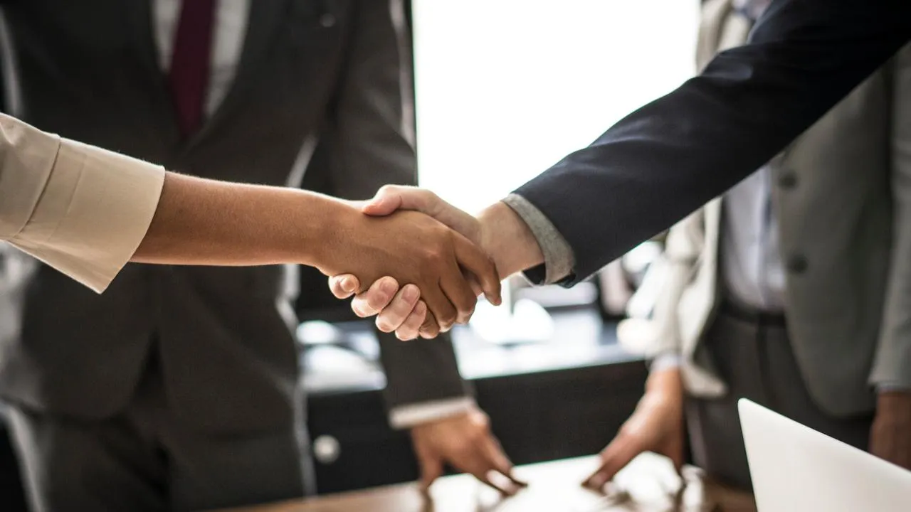 ФАС одобрила соглашение по передаче компаний группы Russ в ООО «РВБ»