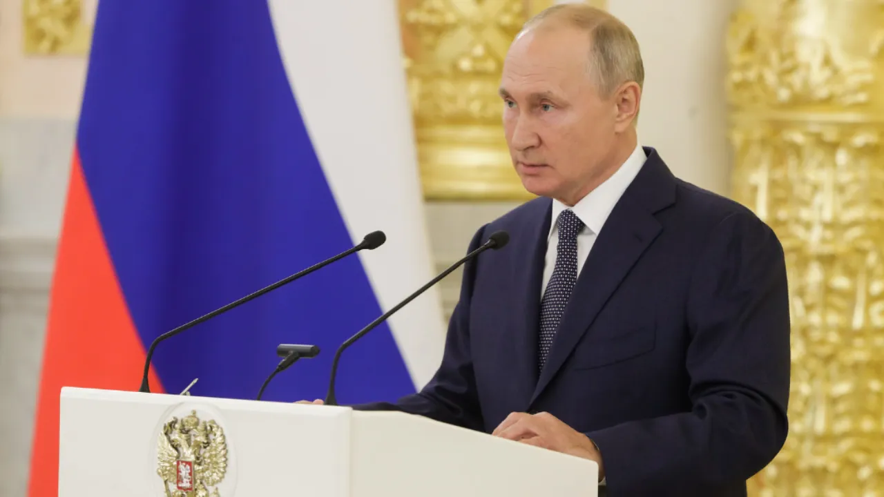 Президент Путин назвал Россию нацией победителей