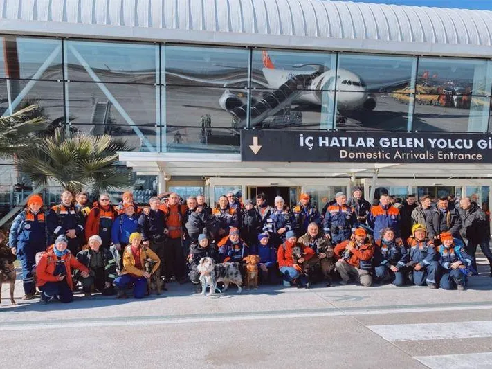 Российский спасатель рассказал, как местные приняли в Турции нашу помощь