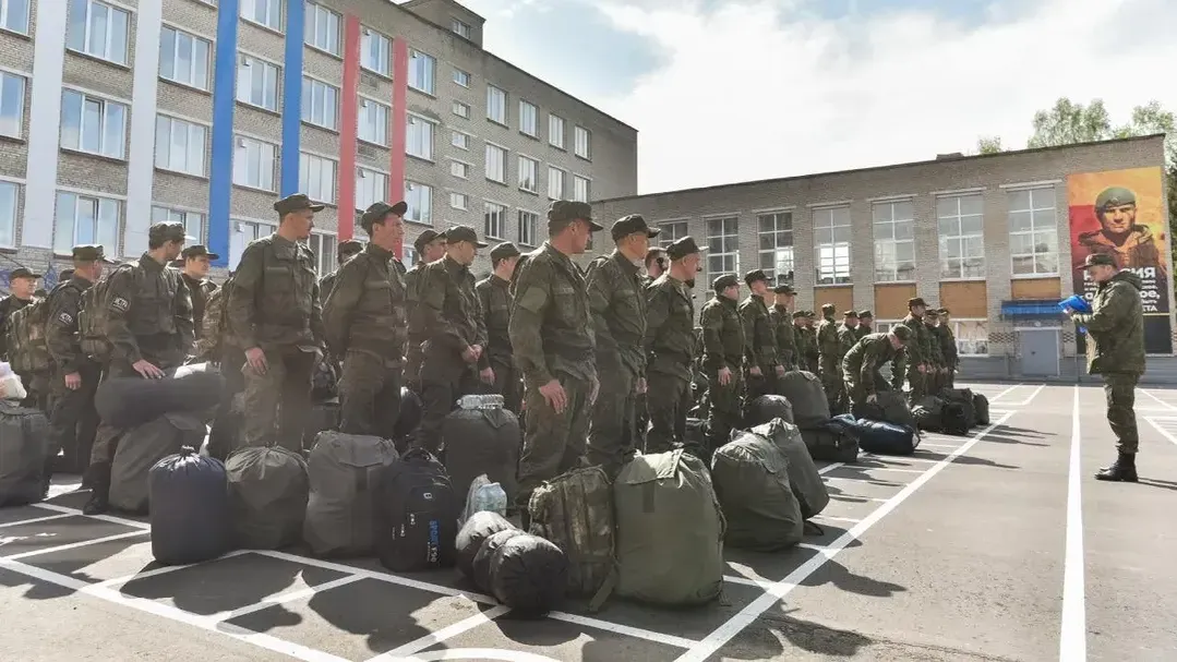 Жителям Подмосковья напомнили о работе центра отбора на военную службу по контракту