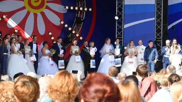 Россияне стали реже заключать браки