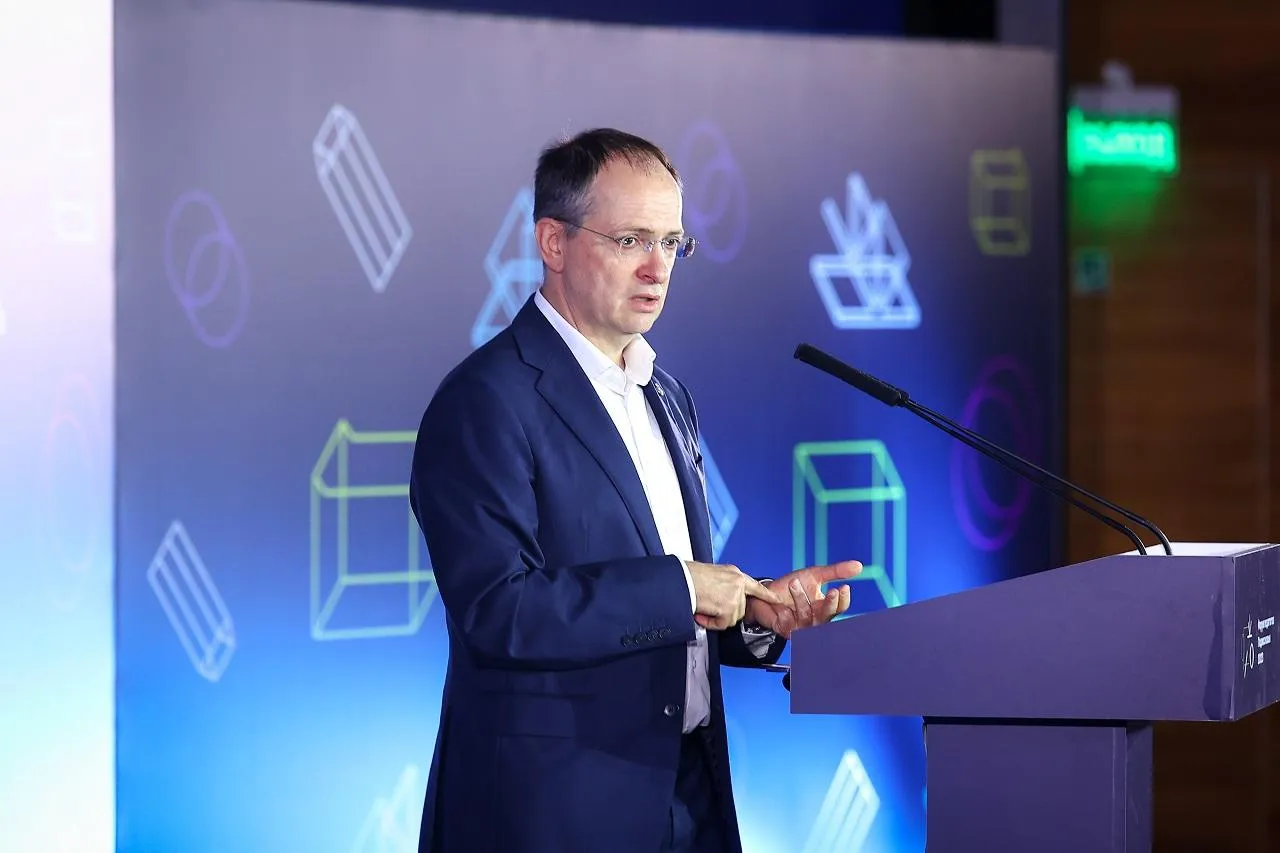 Антон Чернов