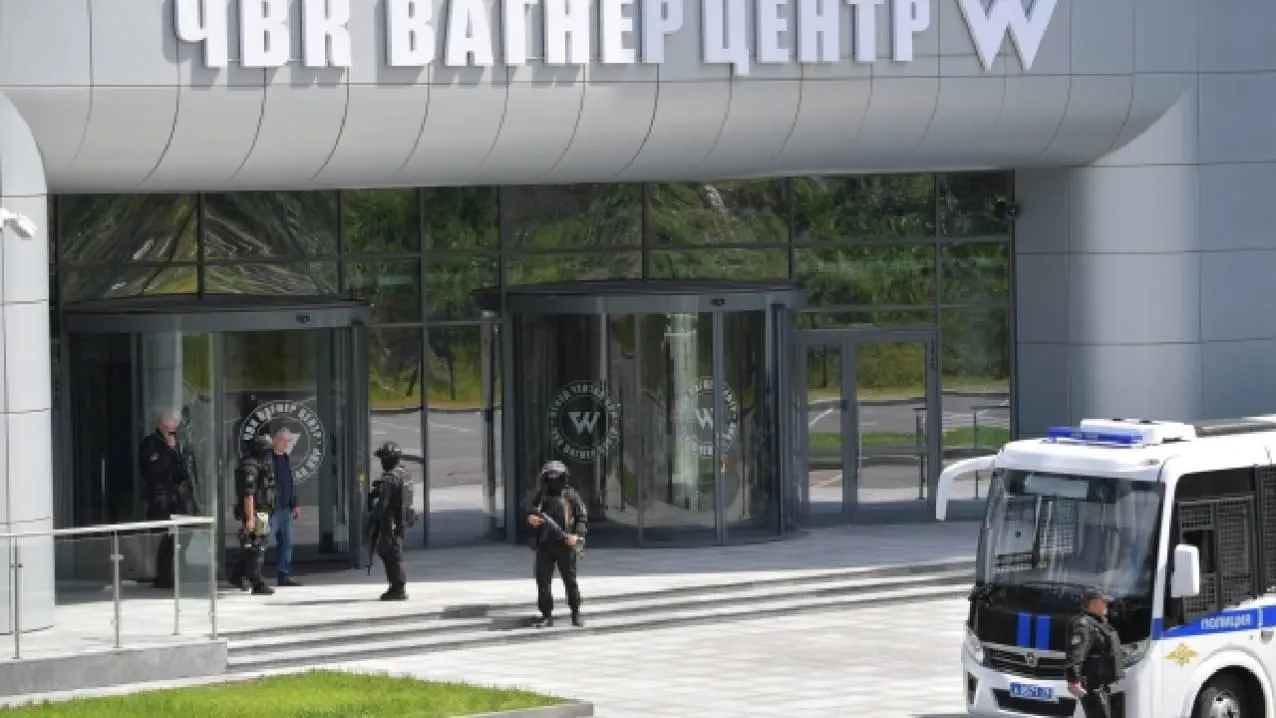 «Ведомости»: появилась информация о дальнейшей работе ЧВК «Вагнер»