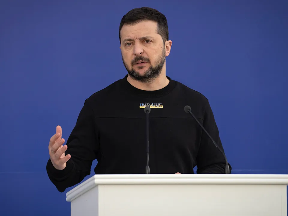 Политолог Гуреев: Запад не позволит Зеленскому даже заикнуться о переговорах с Россией
