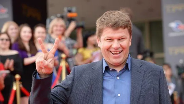 Губерниев вновь уколол Бузову