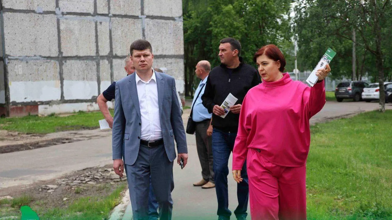 Жители Павловского Посада обсудили вопросы благоустройства с Филиппом Ефановым