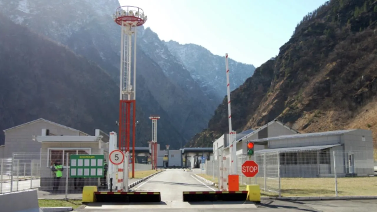 Таможня Северной Осетии пресекла контрабандный ввоз четырех тонн снюса