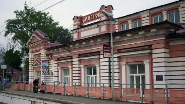 Дмитровчане жалуются на хаос в расписании пригородных поездов