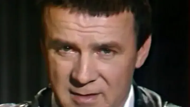 Кашпировский со зрителями набросился на журналистку «Известий» и выгнал с семинара в Петербурге