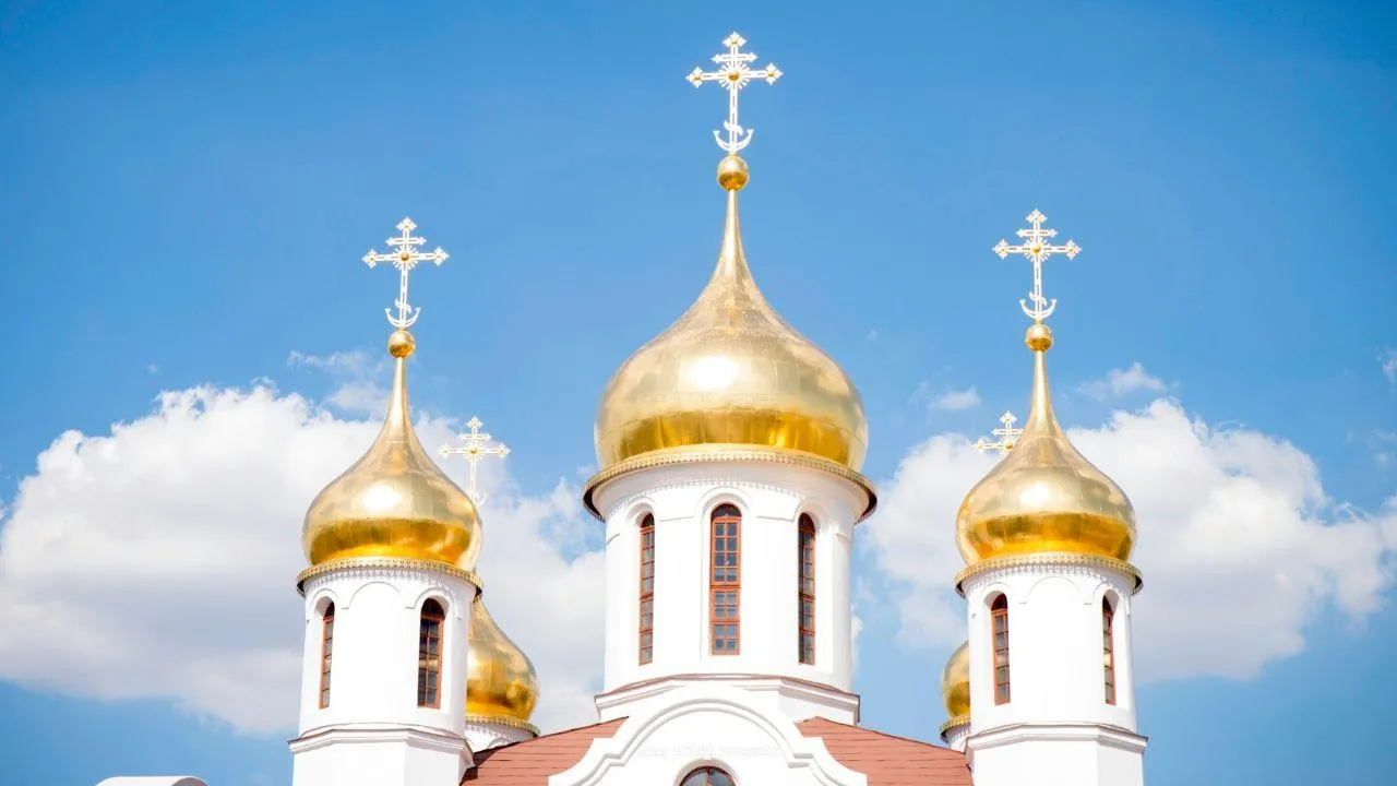 В Сербии осудили украинцев за проведение шоу в Киево-Печерской лавре
