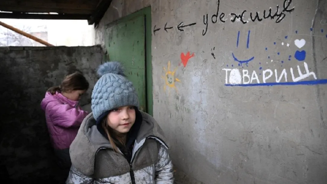 В нескольких районах Украины объявлена воздушная тревога и слышны взрывы