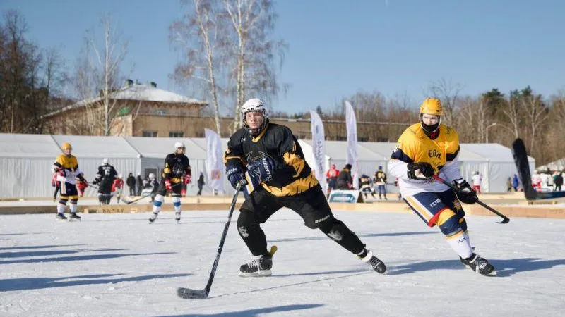 Турнир по уличному хоккею 4х4 «POND HOCKEY» состоялся в подмосковной Балашихе