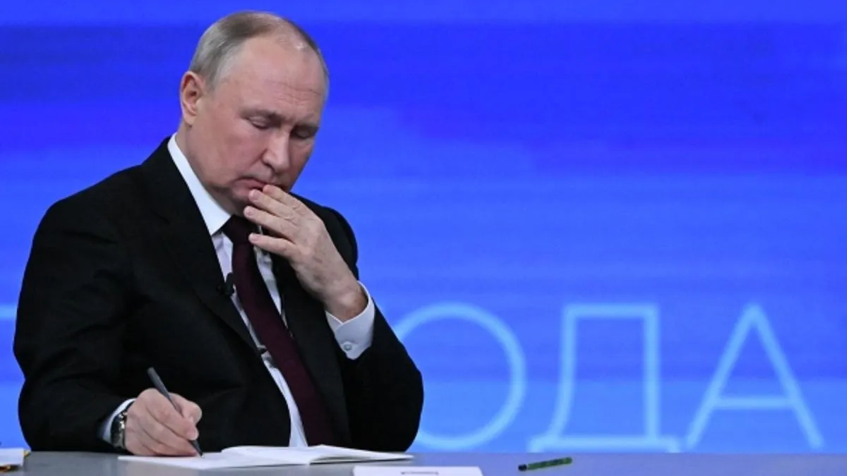 Путин пообещал подумать о продлении семейной ипотеки в России