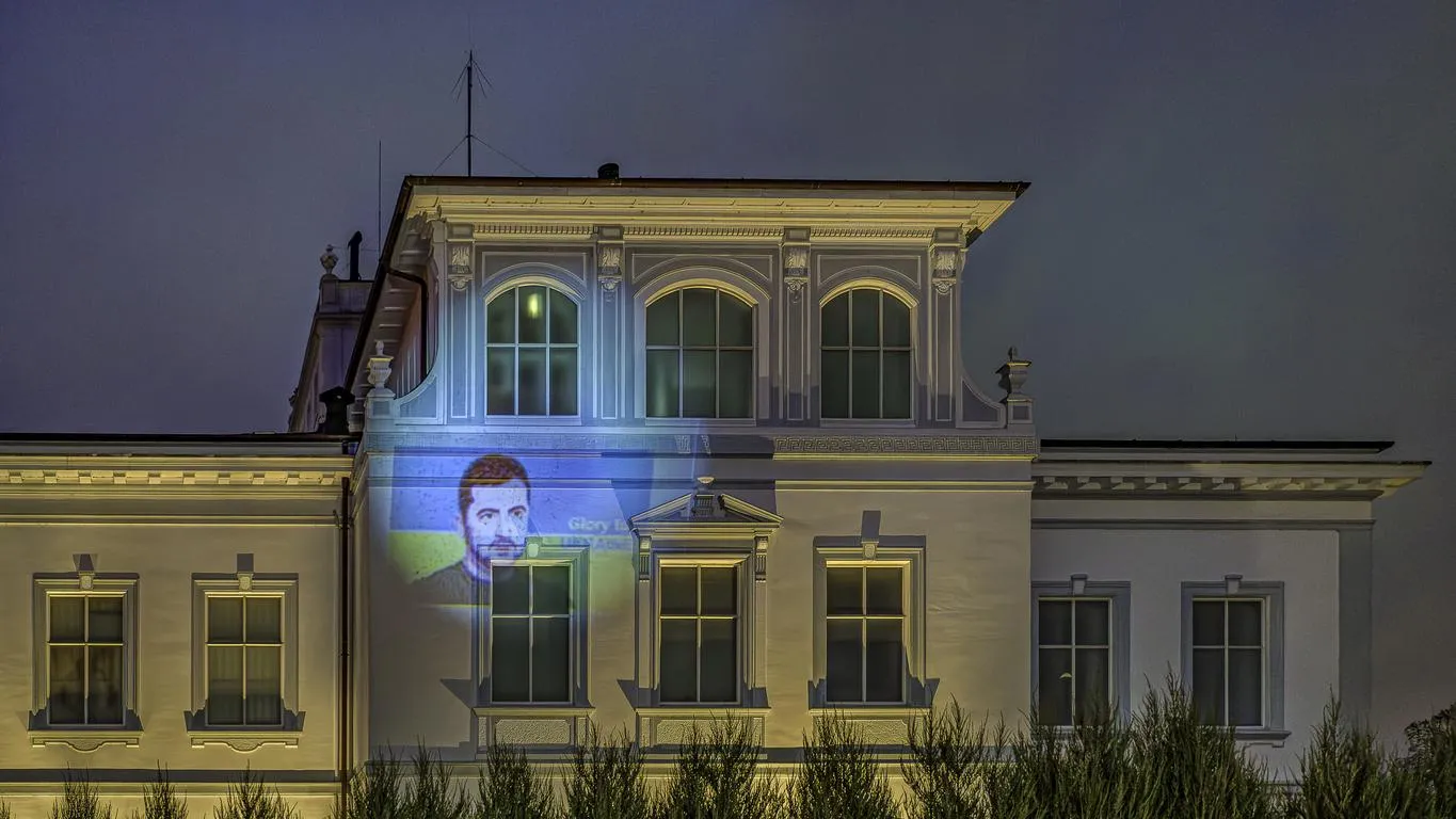 «Под давлением ключевого партнера». Зеленский дал старт подготовке к выборам в условиях войны