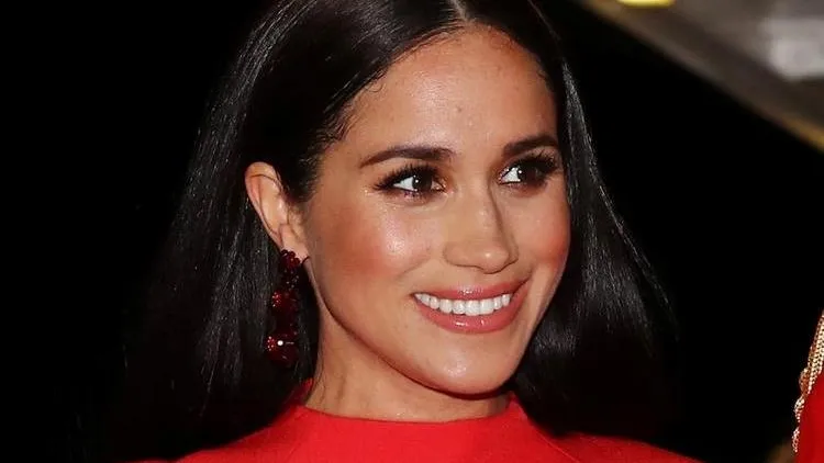 Маркл до мелочей продумывала свои наряды во время ухода из монаршей семьи