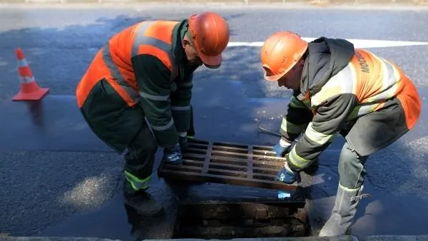 В Подольске установили ливневые решетки после ремонта дороги