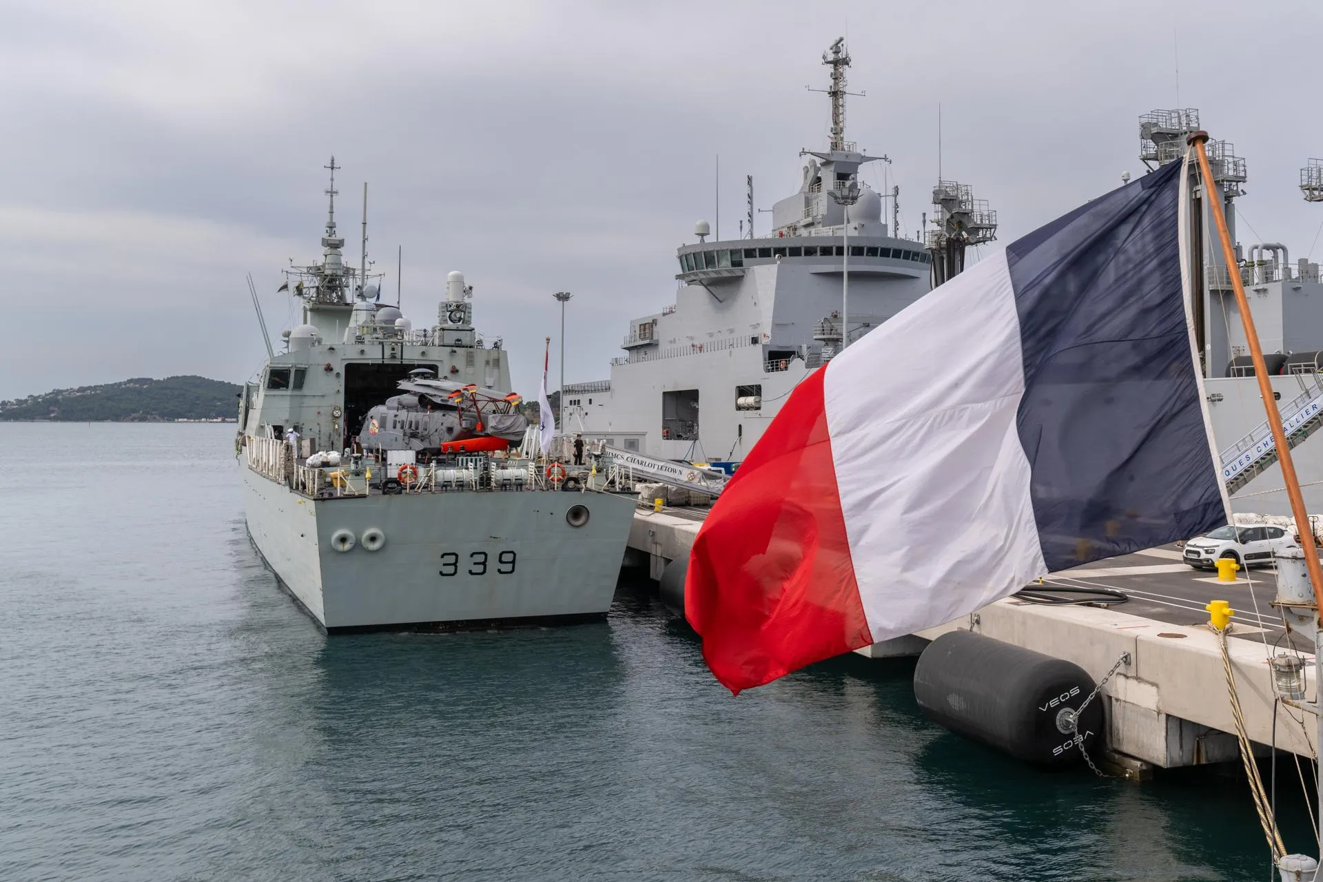 Laurent Coust/Keystone Press Agency