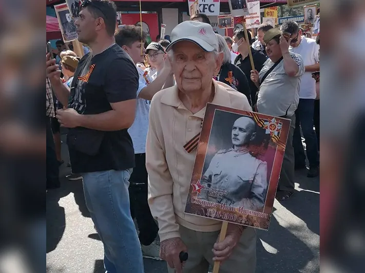 Ветерана ВОВ лишили российской пенсии за поездку к внуку за границу