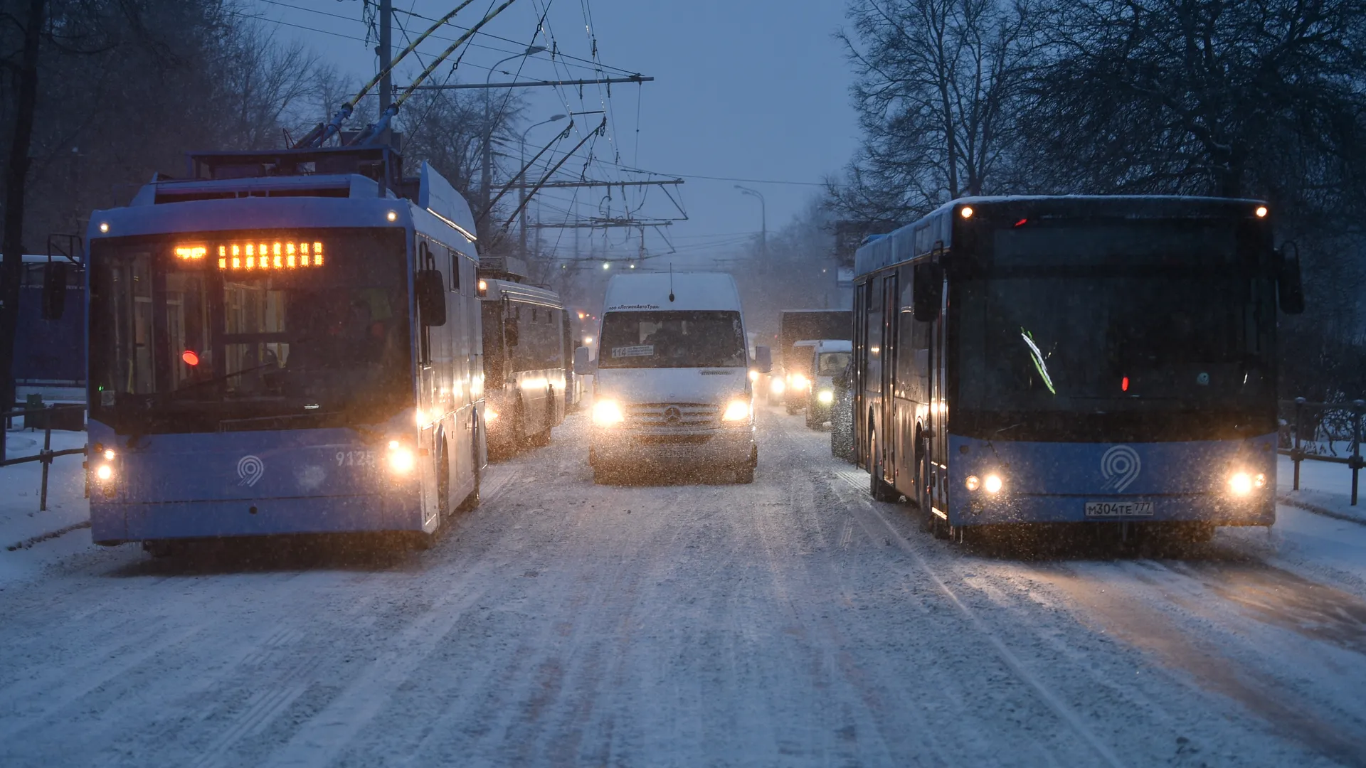 Грядет снежный апокалипсис: в Москве объявили «оранжевый» уровень опасности из-за мощного циклона