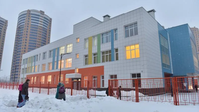 Гимназия в Реутове переехала в новое здание