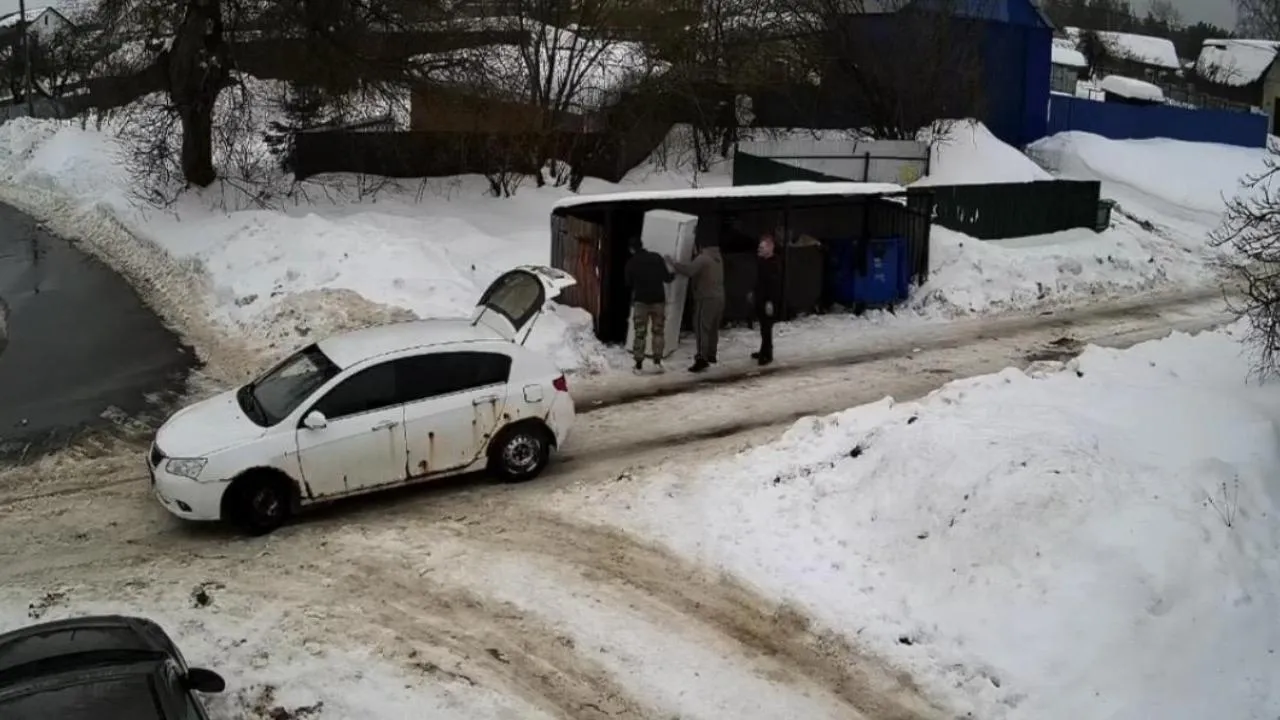 Штрафы на 1,6 млн рублей выписали за сброс мусора у контейнерных площадок в Подмосковье