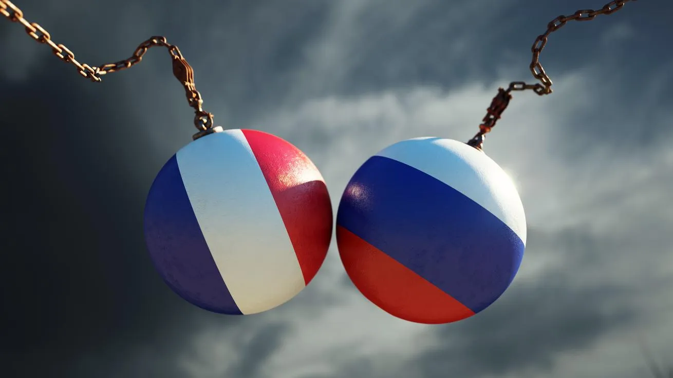 Политолог объяснил, почему Париж и Берлин заговорили о диалоге с Москвой