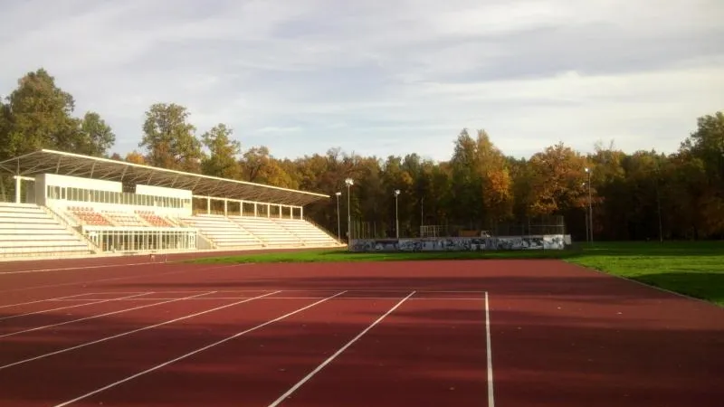 Спортивную трибуну на 1,6 тысячи мест построили в Ленинском районе