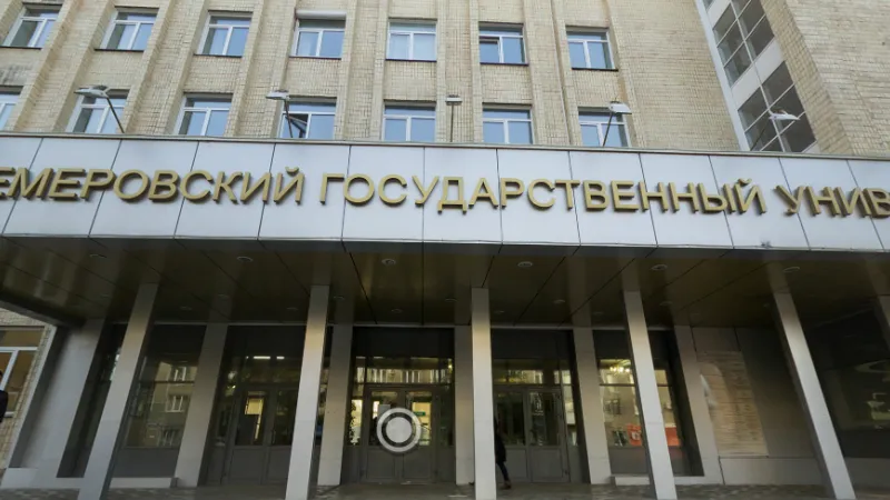 Студентов КемГУ, раздевшихся на посвящении, не накажут