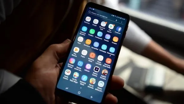 Специалисты определили самые распространенные поломки смартфонов