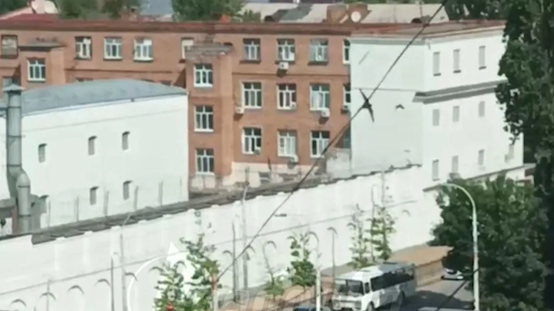 Baza сообщила, как обвиняемым удалось взять заложников в СИЗО Ростова