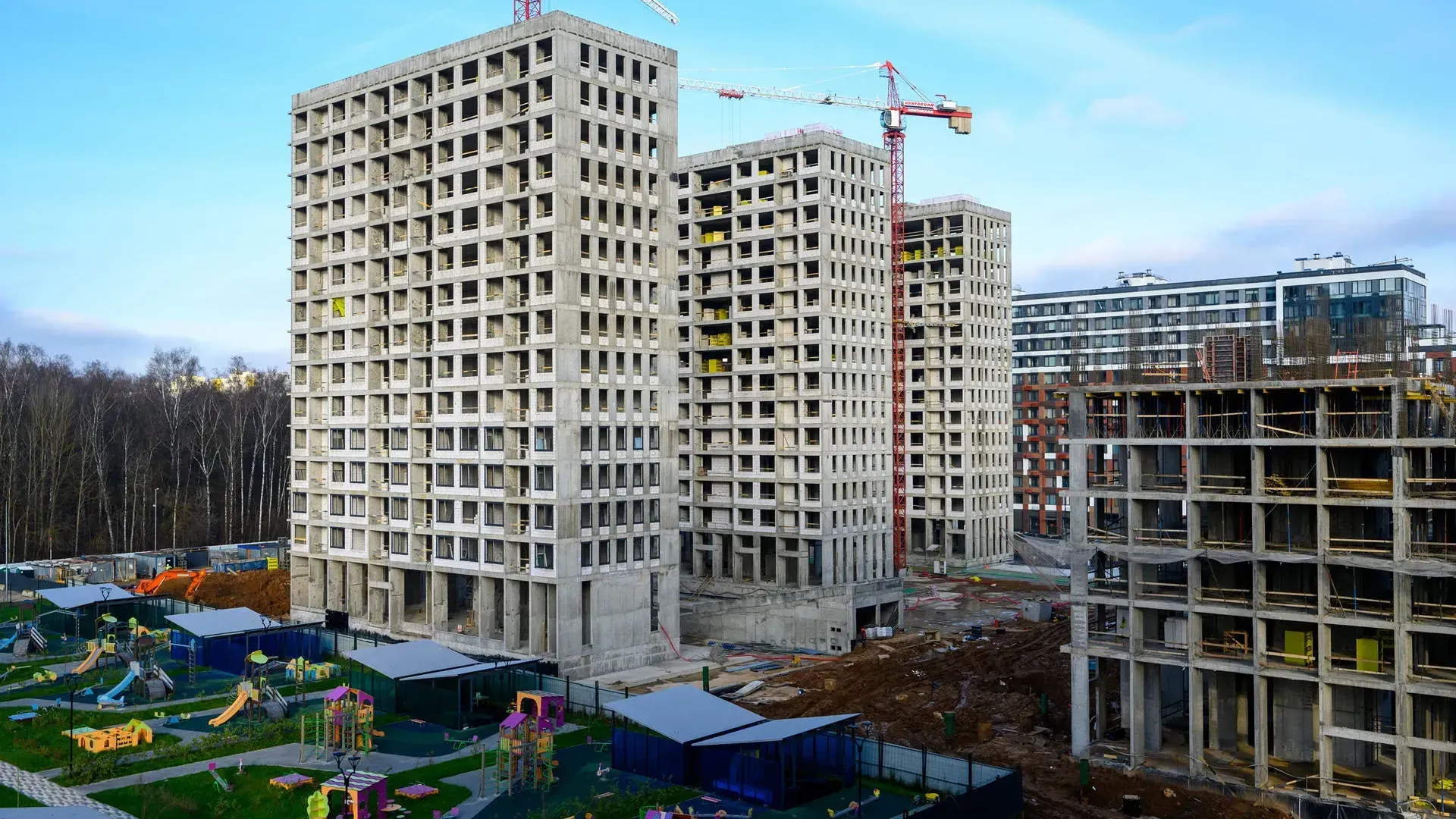 В Красногорске в ЖК «Level Лесной» завершились монолитные работы на строительстве нового дома
