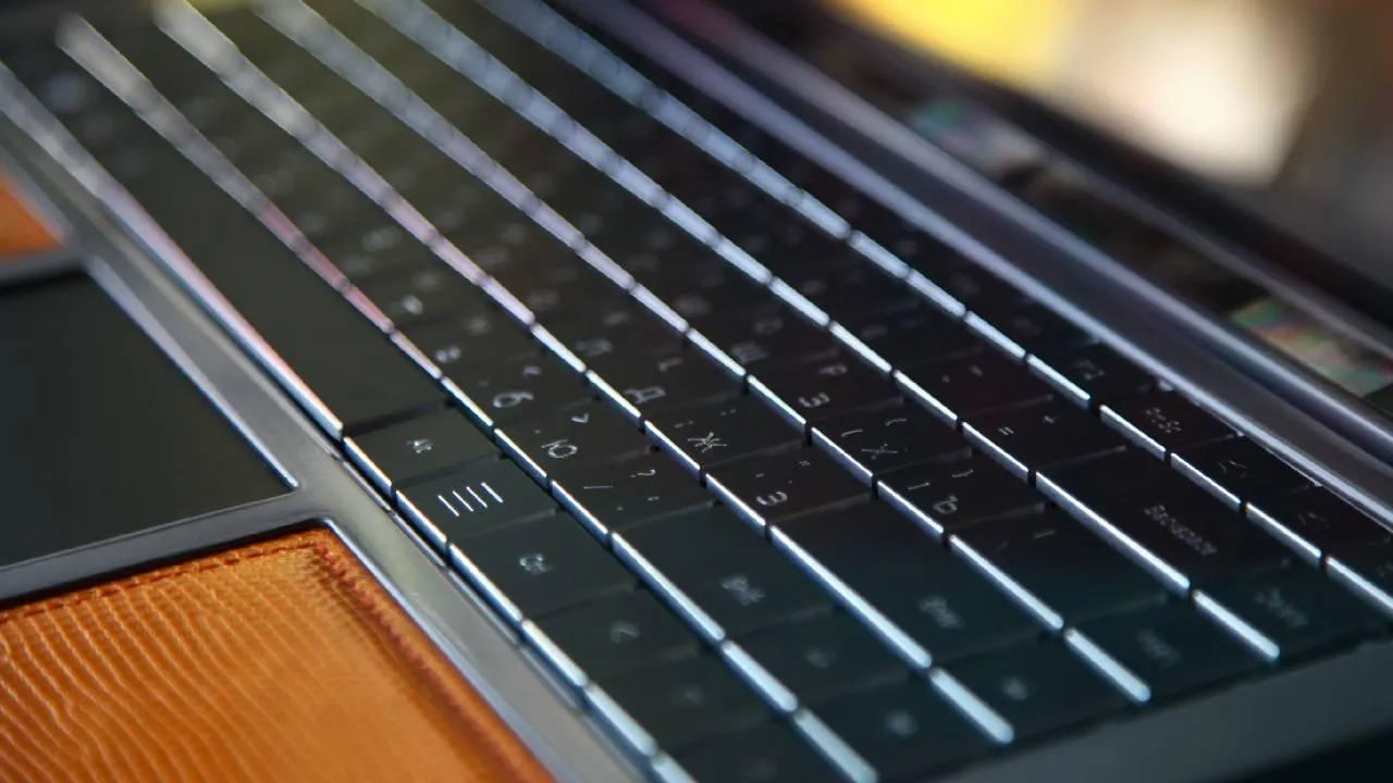 Первый российско-китайский компьютер: эксперты обеспокоены возможностью зависимости РФ от Китая