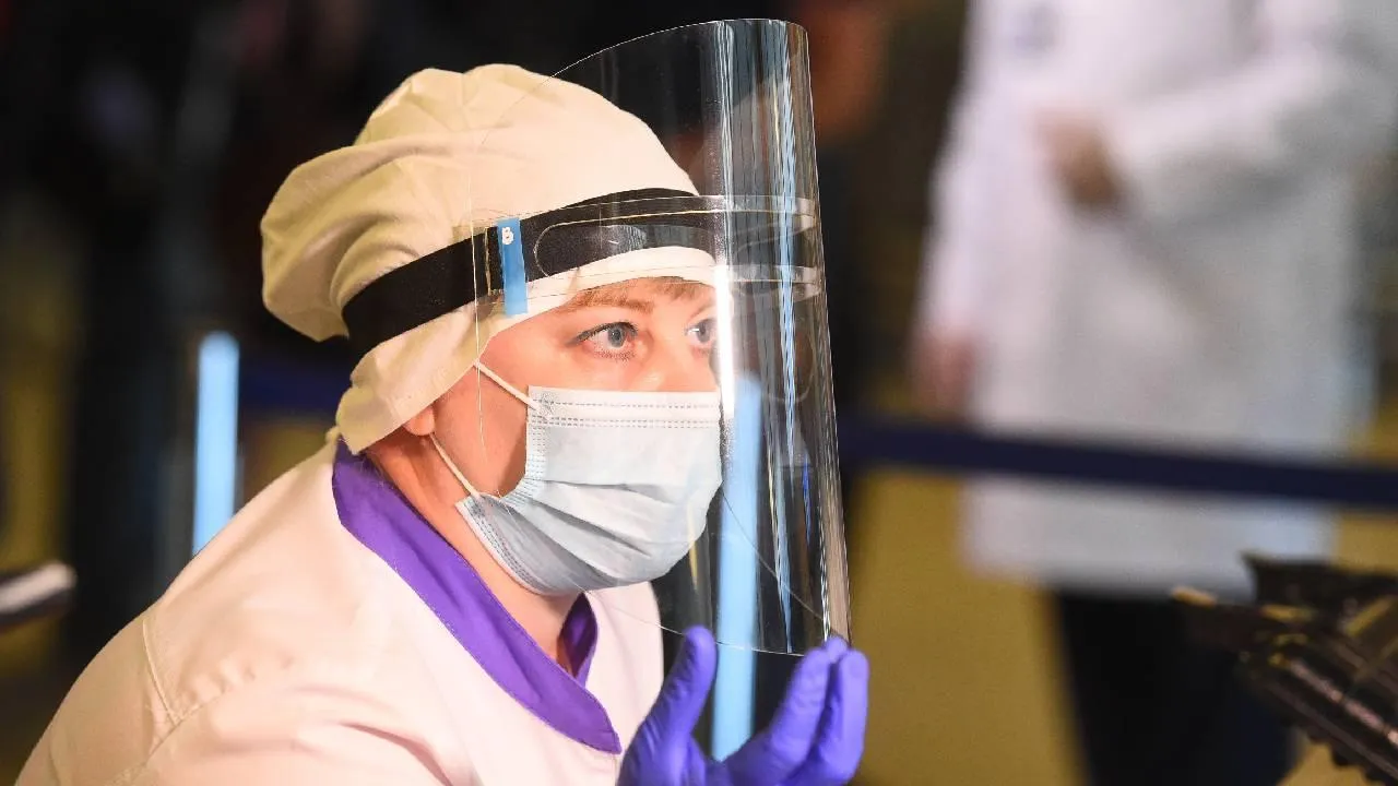 Россиянин после отдыха за границей попал в реанимацию: медики подозревают заражение холерой