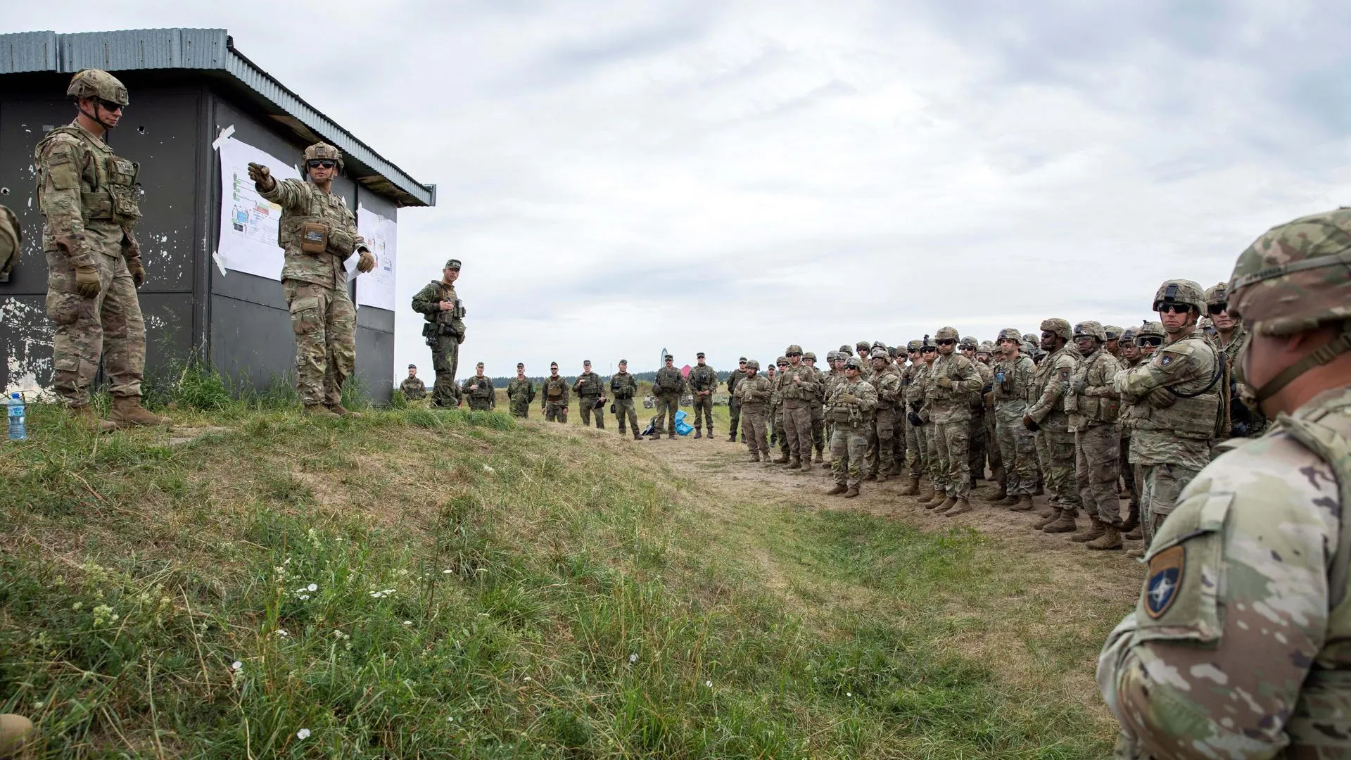 Capt. Daniel Yarnall/Keystone Press Agency