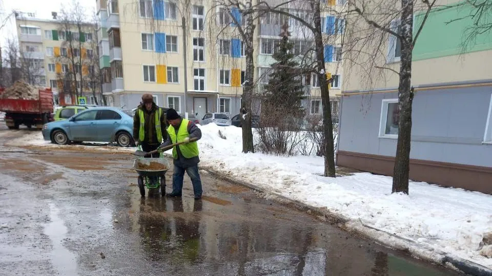 В подмосковной Кашире МБУ «Благоустройство» вывезло более 1400 кубометров снега