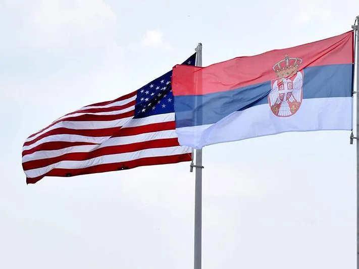Эксперт: «Запад принуждает Сербию к поддержке санкций против России»