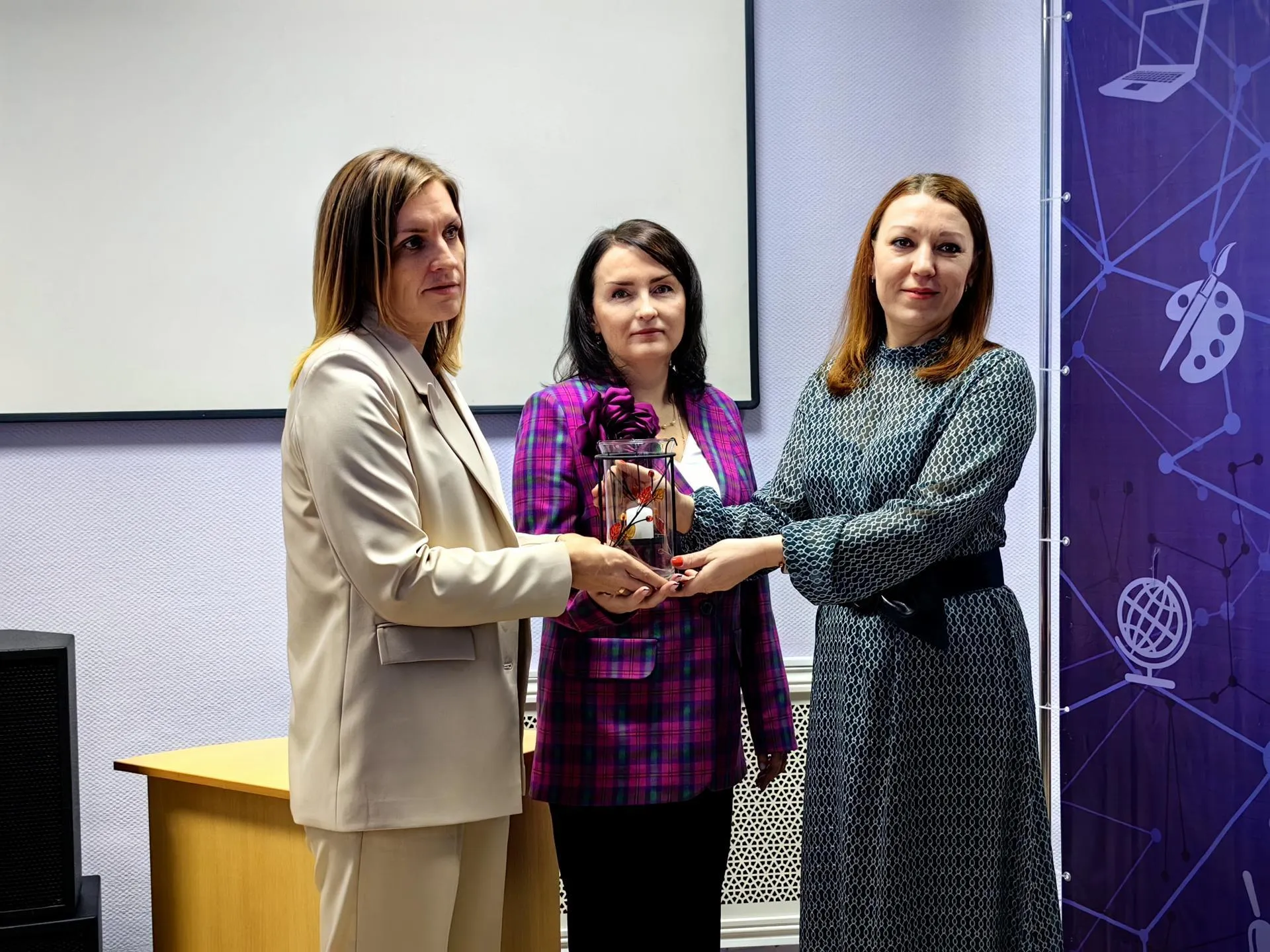 Елена Катасонова