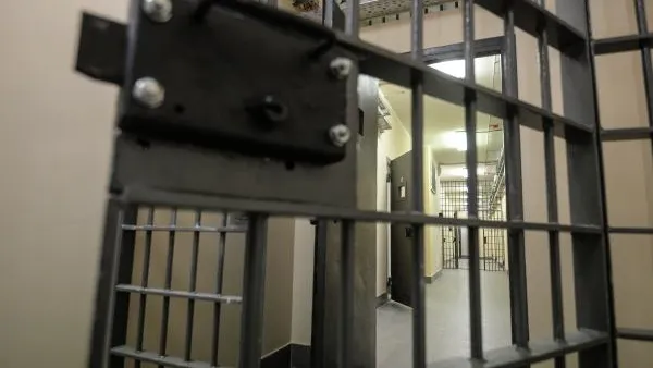 К 25 годам приговорили жителя Подмосковья за убийство, покушения и нападение на сотрудника СИЗО