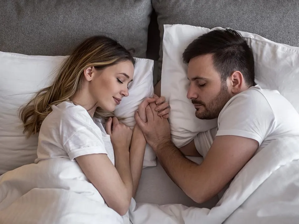 Последняя стадия безумия европейцев: к чему приведет отмена супружеского долга во Франции