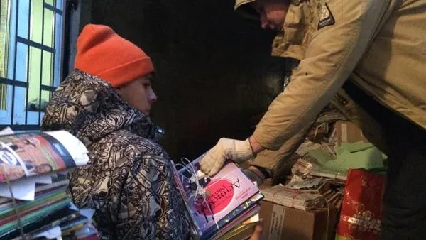 В Долгопрудном из макулатуры построят картонный «особняк»