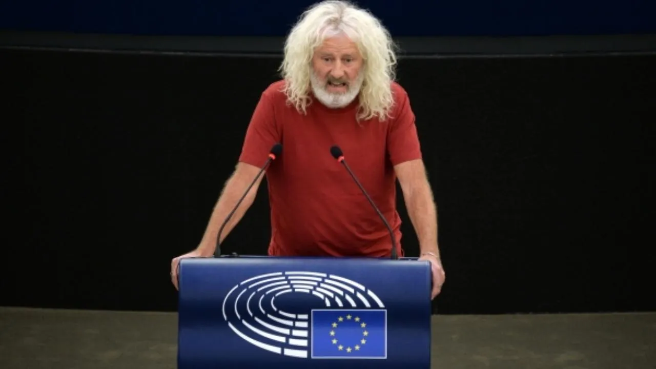 Евродепутат Уоллес назвал Украину «безнадежным случаем» коррупции