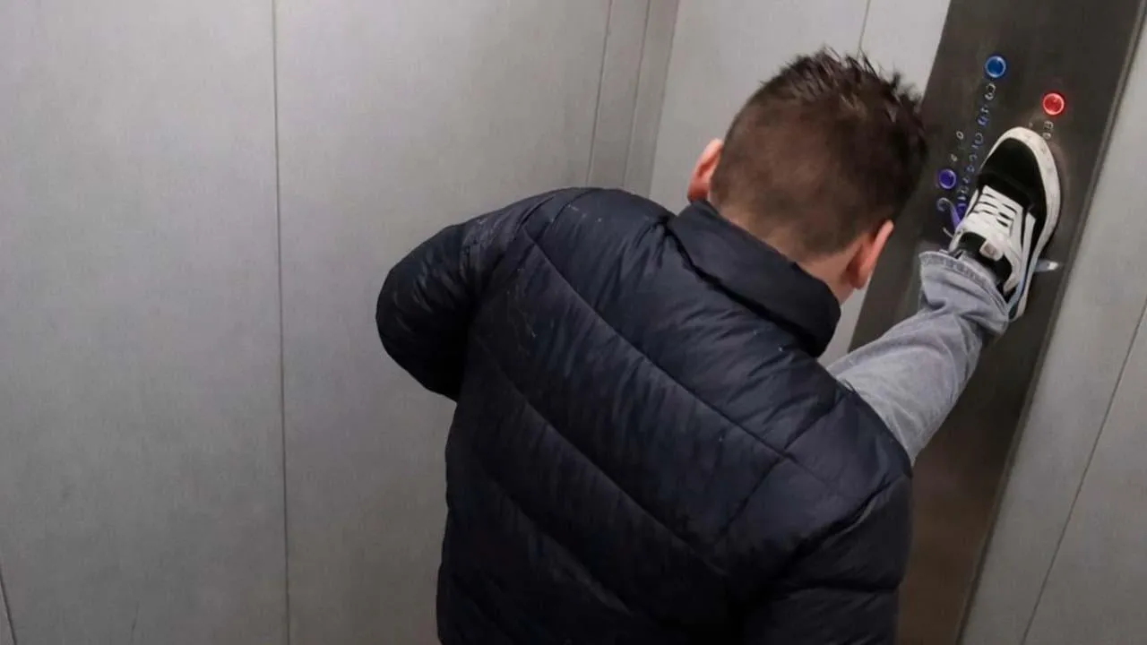 REGIONS/Cоздано нейросетью