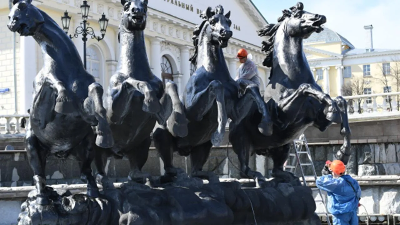 В Москве завершилась подготовка фонтанного комплекса на Манежной площади к зиме