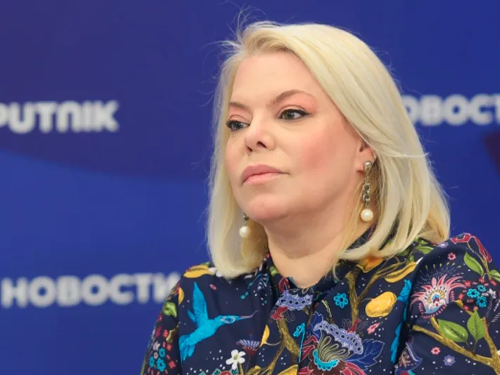 Поплавская жестко высказалась о награждении Юлии Ауг за спектакль с матерным названием