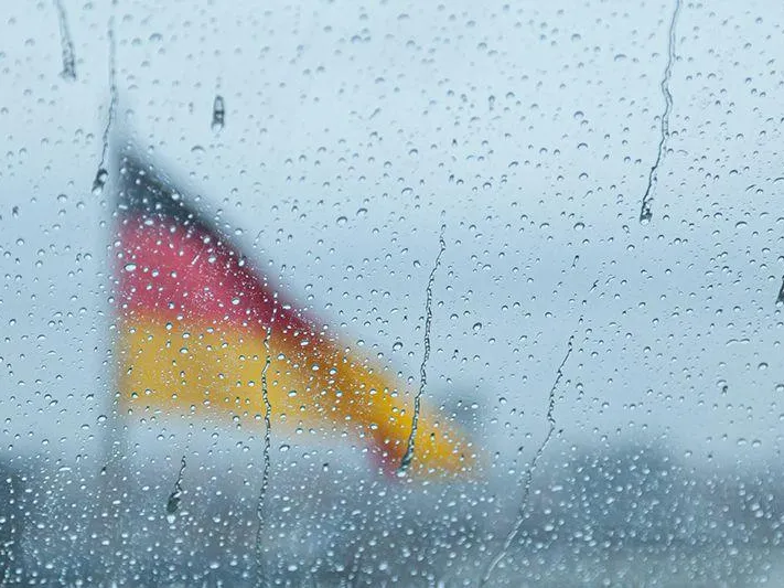 Эксперт: экономику Германии принесли в жертву политике