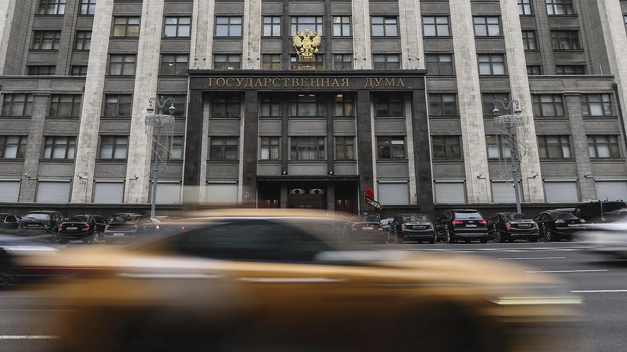 В Госдуме посоветовали россиянам работать 24 на 7