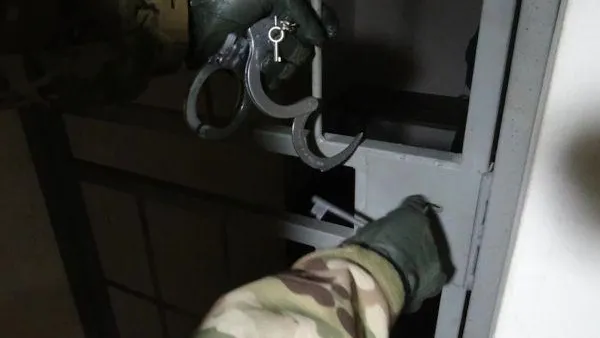 «Они имеют право на тюремную камеру» — бывший военный об украинских диверсантах в ДНР