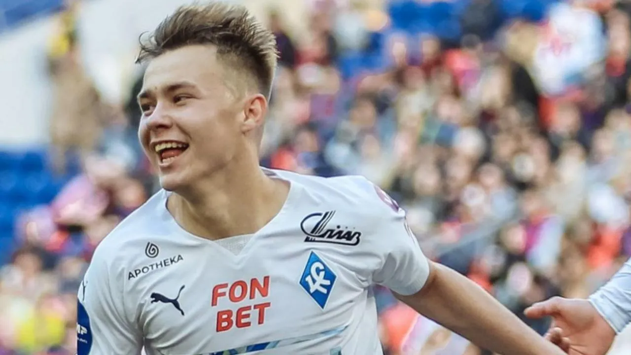 Стало известно, почему «Локомотив» отказался отдать вингера Салтыкова в аренду «Рубину»