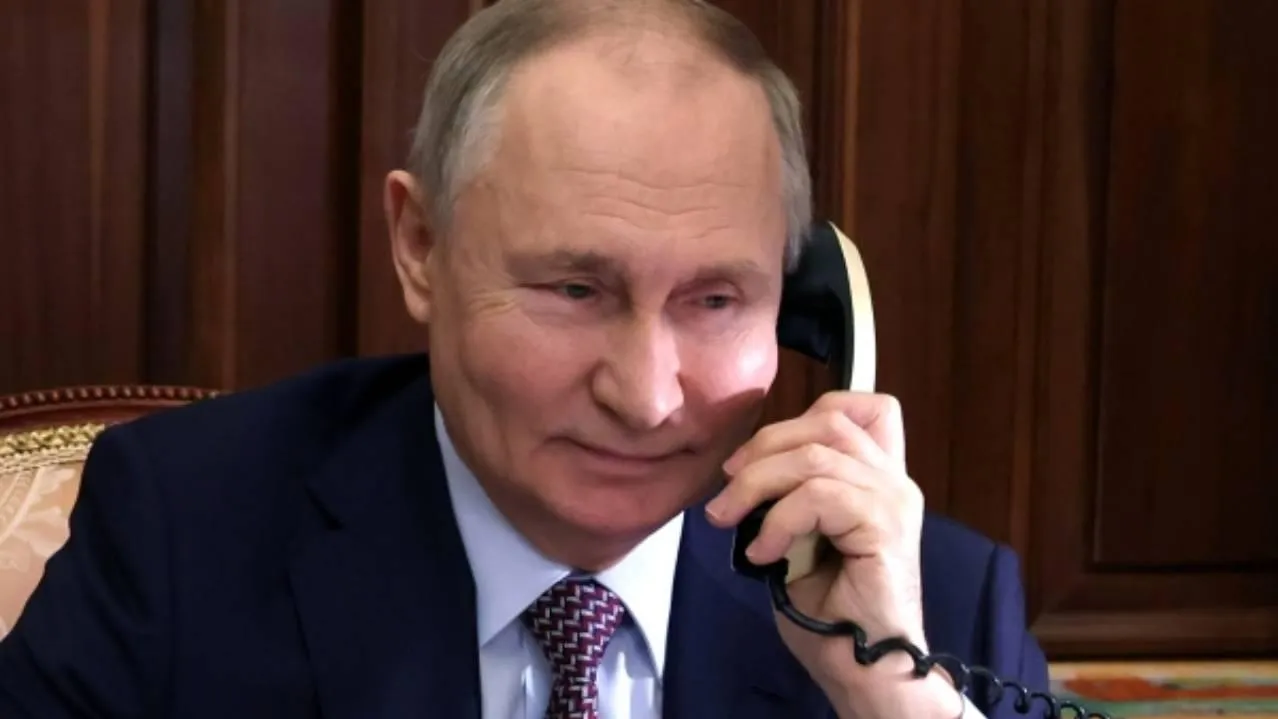 Путин прервал заседание ради звонка 13-летней россиянке