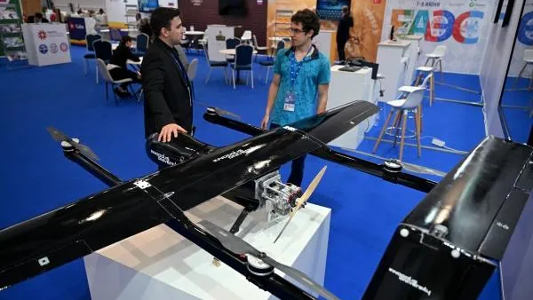 Эксперт Литовкин объяснил, почему отечественные беспилотники пылились на полках много лет